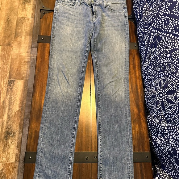 7 for all mankind . Skinny jeans . Low rise waist Size 28. - Picture 3 of 12